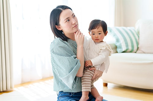 【4つの事例】不適切保育とは？ 子どものサインを見逃さないための方法